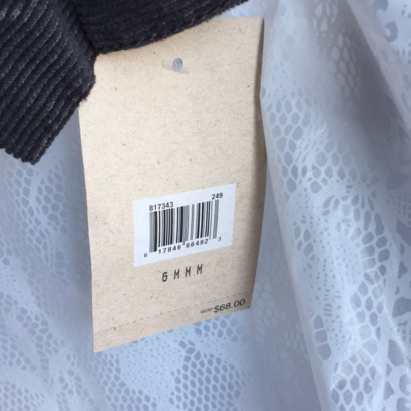 COPY - Levi’s black corduroy jacket - Picture 7 of 8